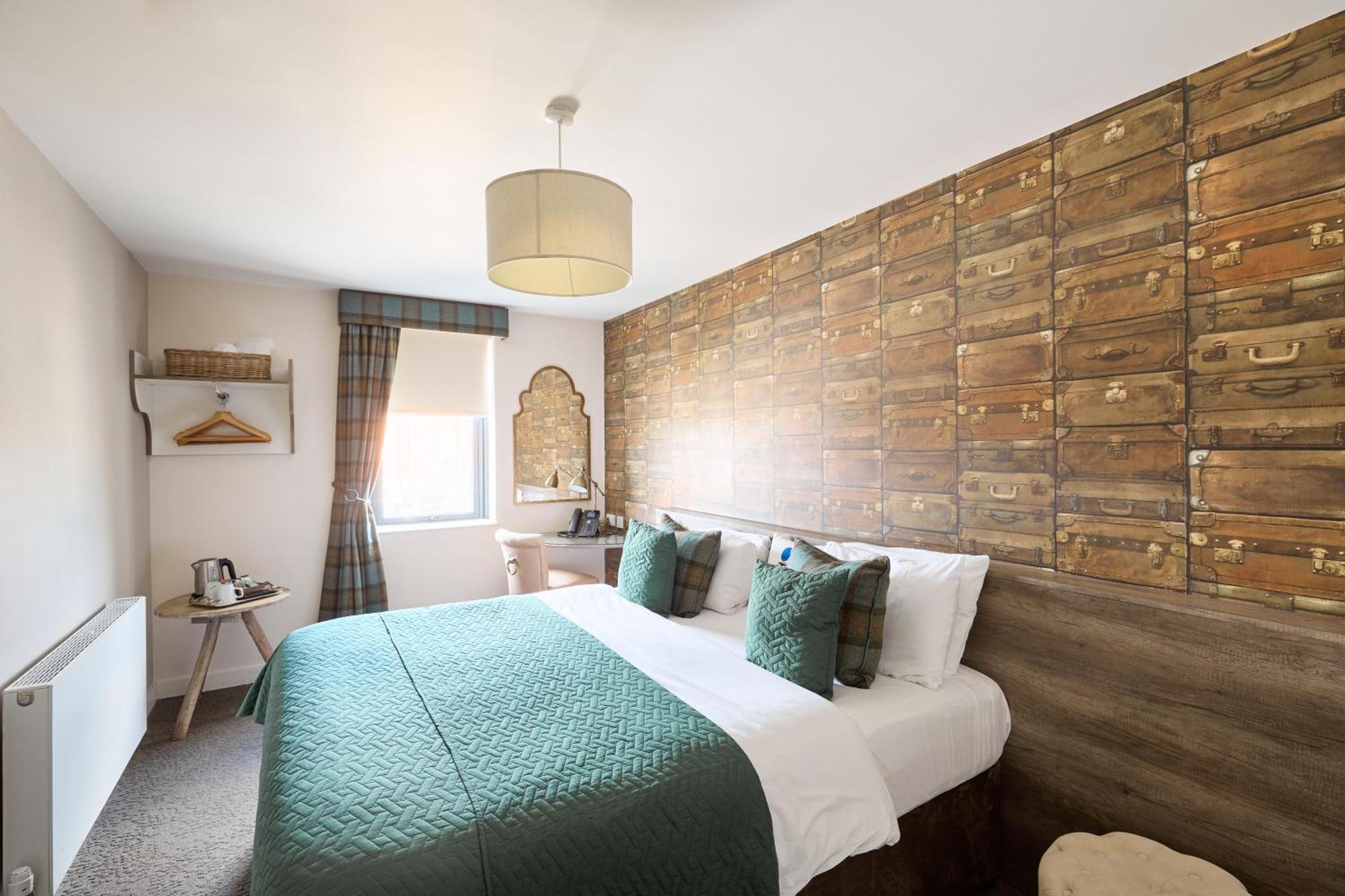 The Lodge Hotel Newbury  Exterior photo