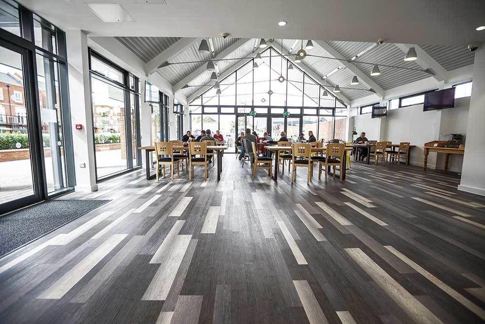 The Lodge Hotel Newbury  Exterior photo